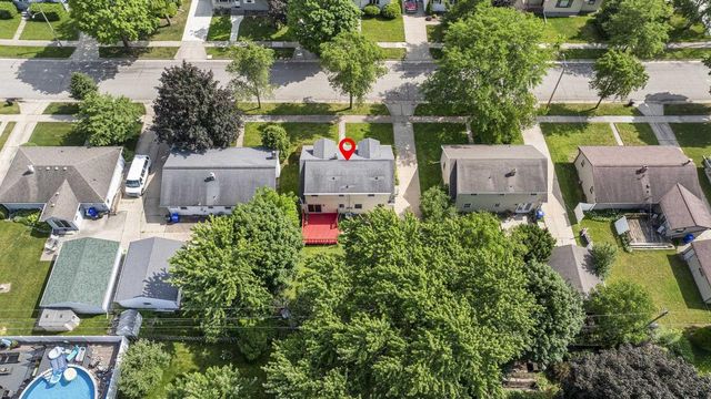 1136 W ROBERTS AVENUE, Appleton, WI 54914