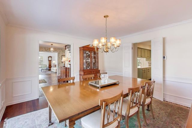 2154 Northgate Road, Northfield, IL 60093