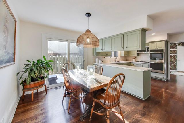 2154 Northgate Road, Northfield, IL 60093