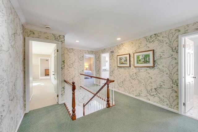 2154 Northgate Road, Northfield, IL 60093