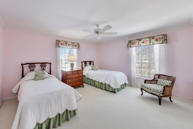 2154 Northgate Road, Northfield, IL 60093