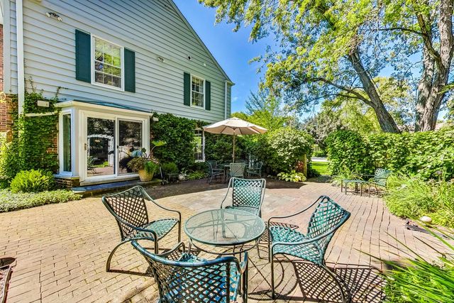 2154 Northgate Road, Northfield, IL 60093