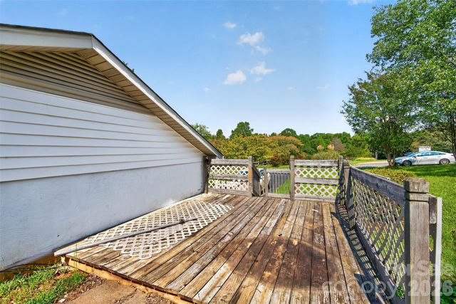 201 Cedarcrest Drive, Mooresville, NC 28115