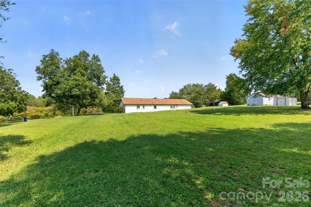 201 Cedarcrest Drive, Mooresville, NC 28115