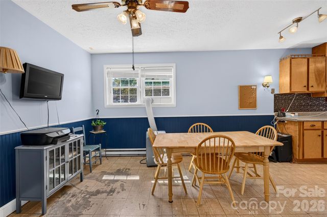 201 Cedarcrest Drive, Mooresville, NC 28115