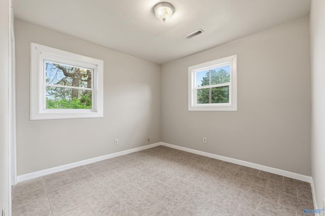 197 Wilkenson Drive NE, Huntsville, AL 35811