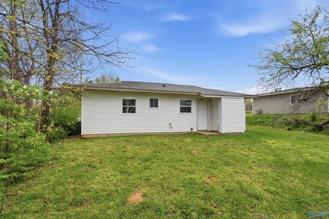 197 Wilkenson Drive NE, Huntsville, AL 35811