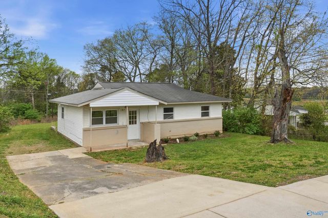 197 Wilkenson Drive NE, Huntsville, AL 35811
