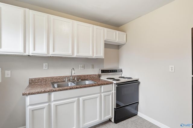 197 Wilkenson Drive NE, Huntsville, AL 35811