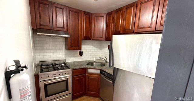 175-28 89th Avenue C, Jamaica, NY 11432