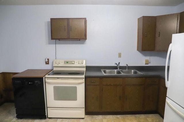 619 ROOSEVELT STREET, Neenah, WI 54956