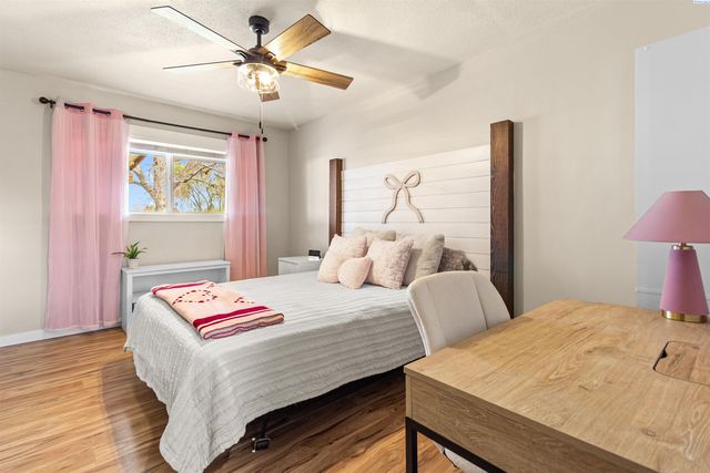 1204 W 26th Avenue, Kennewick, WA 99337