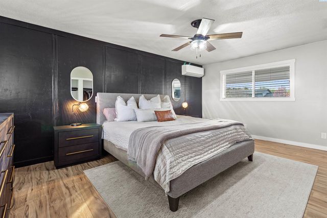 1204 W 26th Avenue, Kennewick, WA 99337