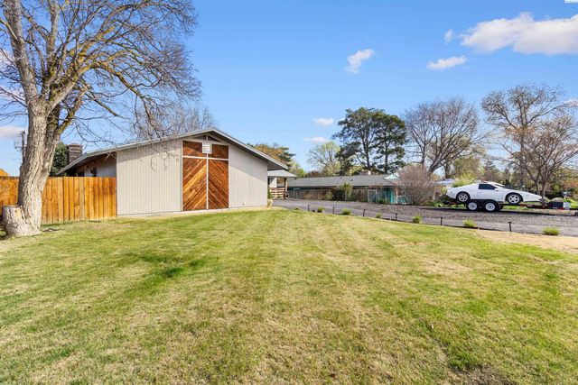 1204 W 26th Avenue, Kennewick, WA 99337