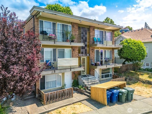 412 Mill Avenue S, Renton, WA 98057