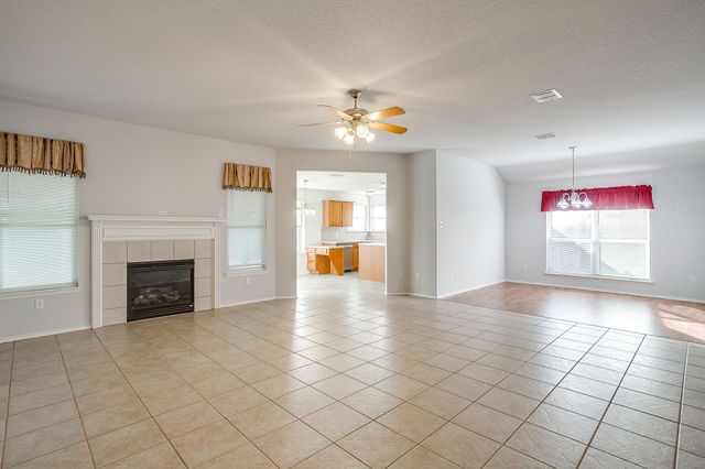 706 Hill Lane, Cleburne, TX 76033