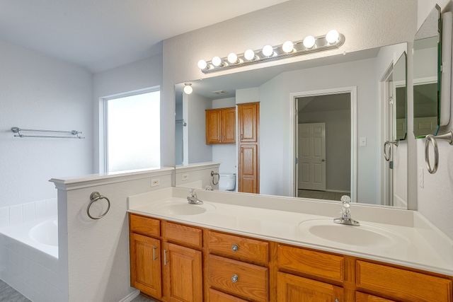 706 Hill Lane, Cleburne, TX 76033