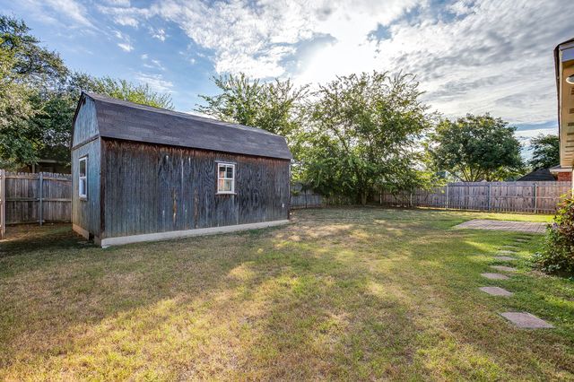 706 Hill Lane, Cleburne, TX 76033
