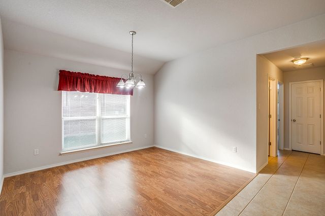 706 Hill Lane, Cleburne, TX 76033