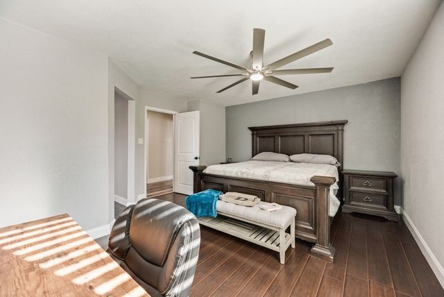 222 Prairie Creek Road, Red Oak, TX 75154