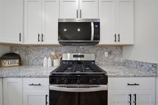 11410 S Mulberry Circle, Jenks, OK 74037