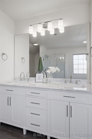 11410 S Mulberry Circle, Jenks, OK 74037