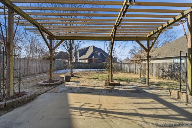 11410 S Mulberry Circle, Jenks, OK 74037