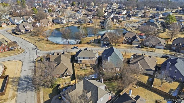 11410 S Mulberry Circle, Jenks, OK 74037