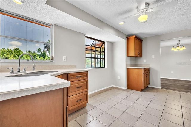 528 MAGNOLIA AVENUE NW, Port Charlotte, FL 33952