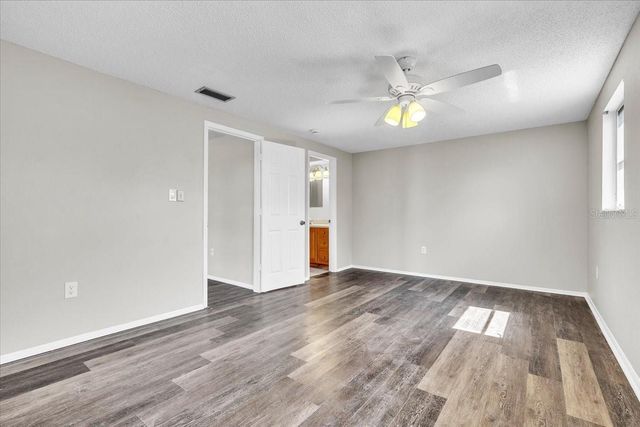 528 MAGNOLIA AVENUE NW, Port Charlotte, FL 33952