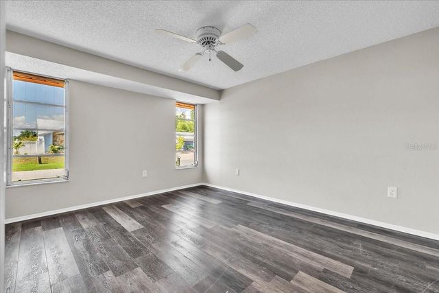 528 MAGNOLIA AVENUE NW, Port Charlotte, FL 33952