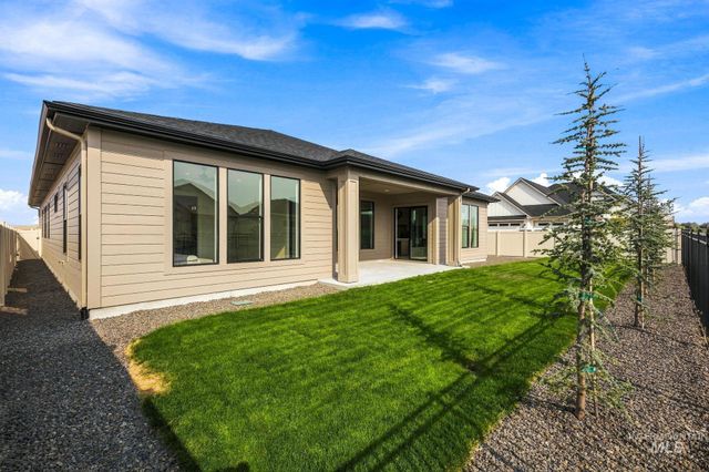 435 S Diesel Way, Boise, ID 83716