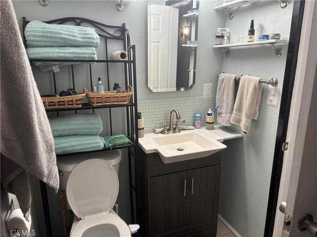 Image 11 of property listing at 6925 Manzanita, 29 Palms, CA 92277
