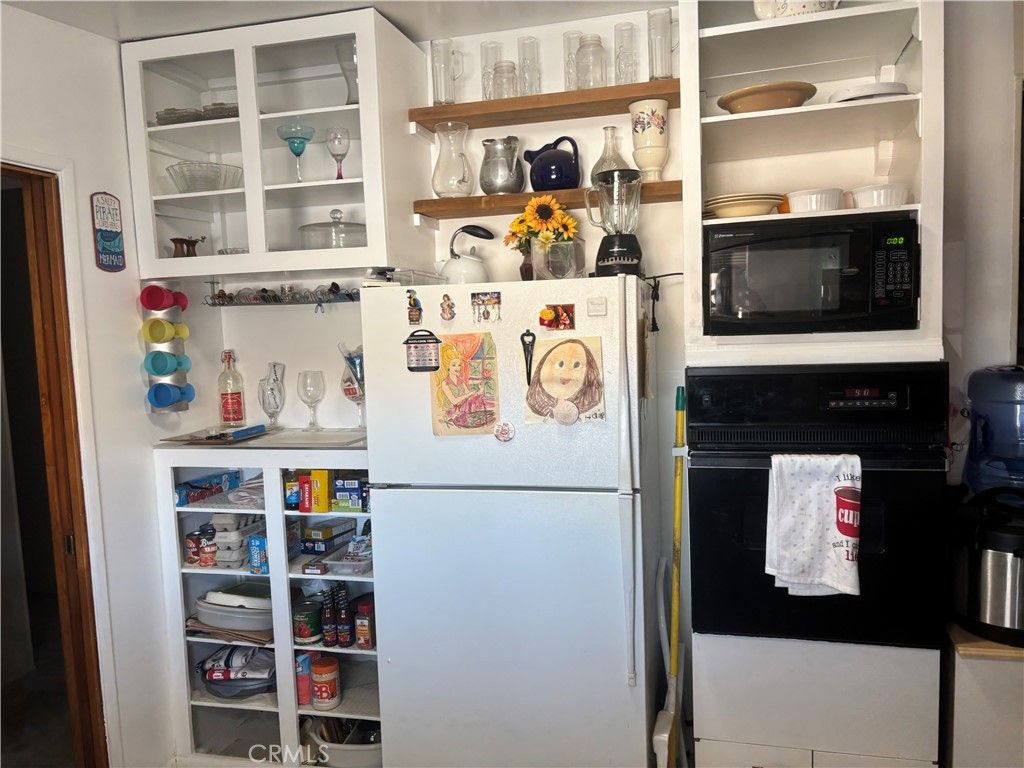Image 5 of property listing at 6925 Manzanita, 29 Palms, CA 92277
