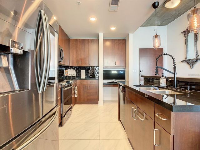 155 S COURT AVENUE 1810, Orlando, FL 32801