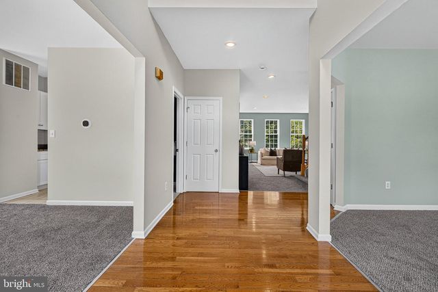 239 SEAMASTER RD, Baltimore, MD 21221