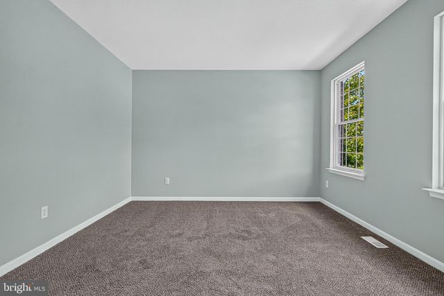 239 SEAMASTER RD, Baltimore, MD 21221
