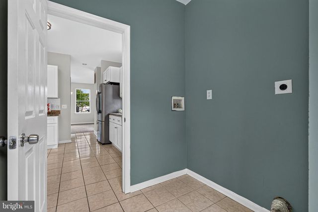 239 SEAMASTER RD, Baltimore, MD 21221