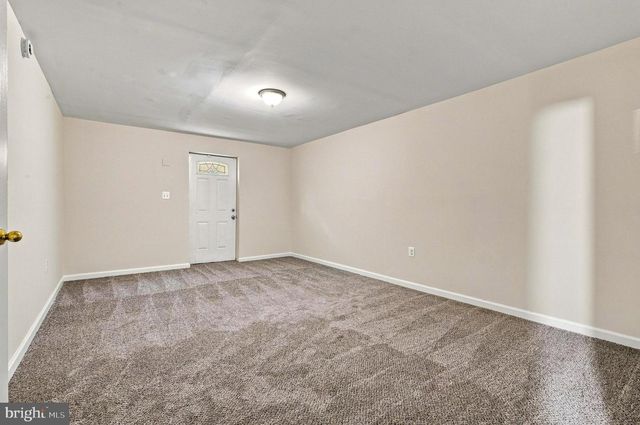 239 SEAMASTER RD, Baltimore, MD 21221
