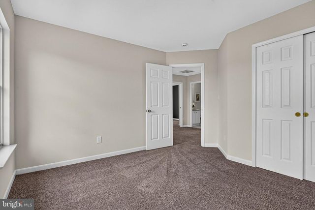 239 SEAMASTER RD, Baltimore, MD 21221