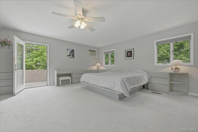 2 Crabtree Lane, Roslyn, NY 11576