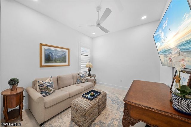 9088 Wisteria WAY, Naples, FL 34114