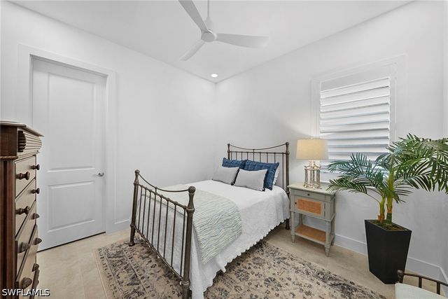 9088 Wisteria WAY, Naples, FL 34114