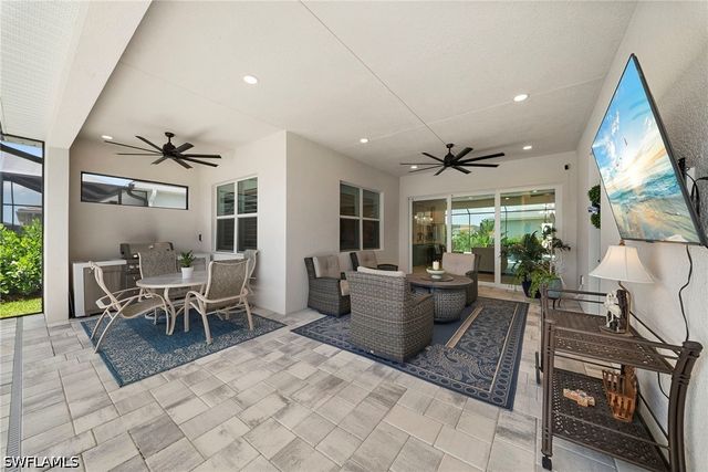 9088 Wisteria WAY, Naples, FL 34114