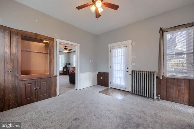 205 E MAIN ST, Terre Hill, PA 17581