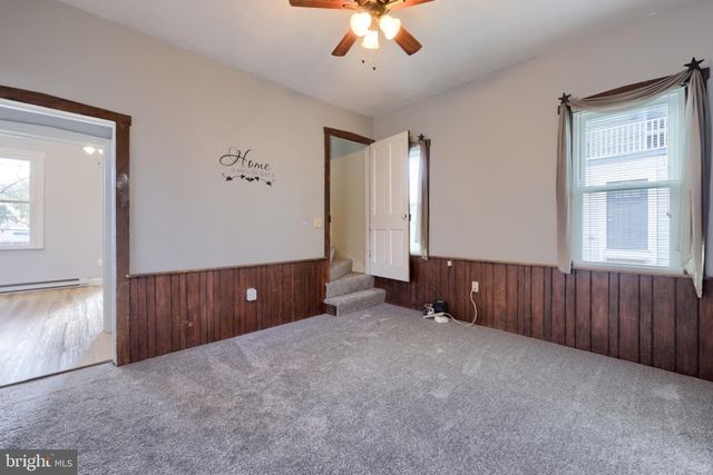 205 E MAIN ST, Terre Hill, PA 17581