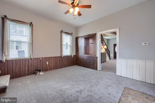 205 E MAIN ST, Terre Hill, PA 17581