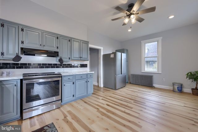 205 E MAIN ST, Terre Hill, PA 17581