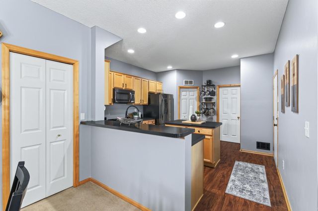 19506 Blue Jay Court 2, Farmington, MN 55024