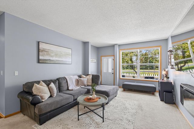 19506 Blue Jay Court 2, Farmington, MN 55024